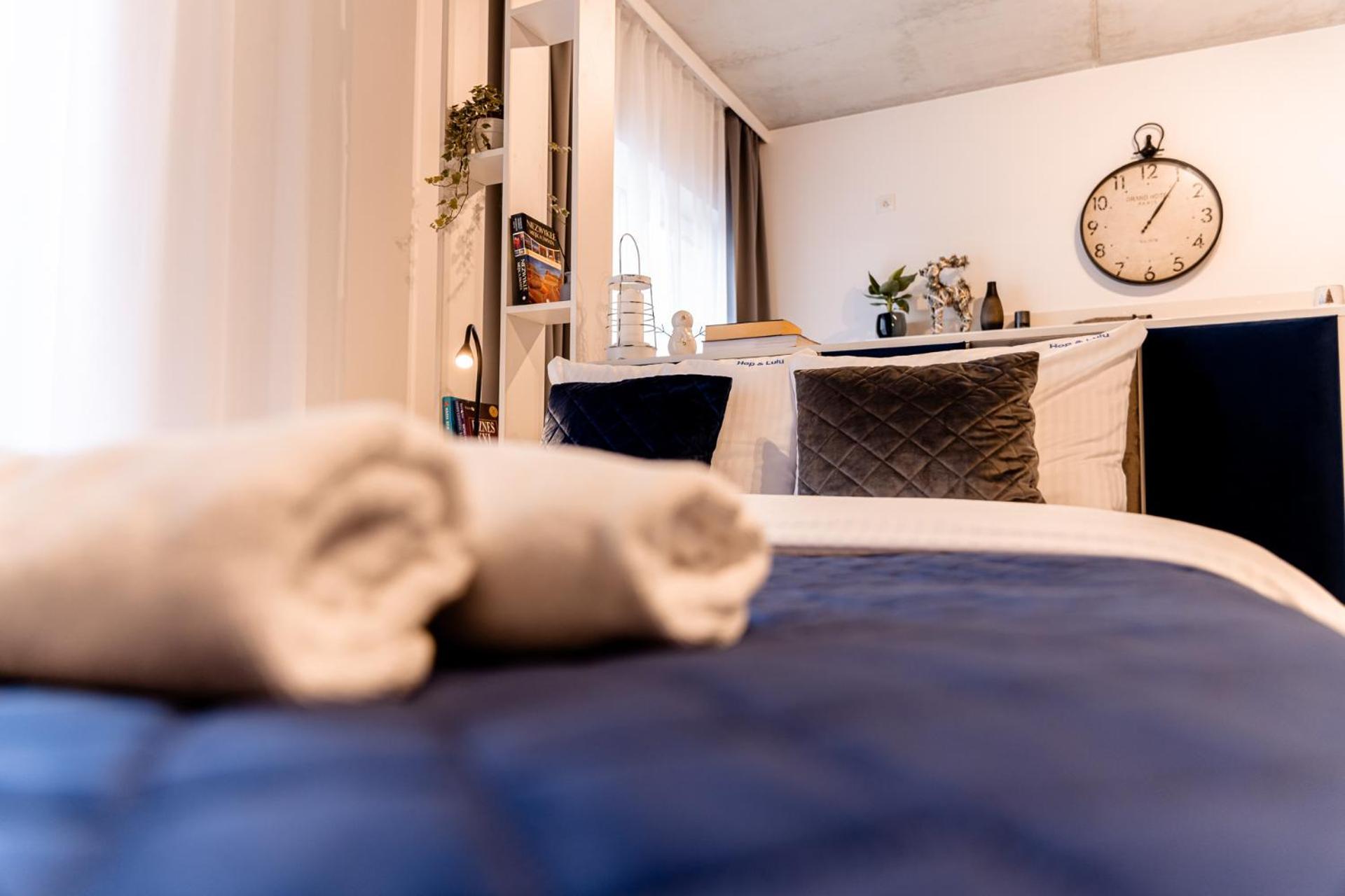 Hop & Lulu Delux Apartments Goleniow Bagian luar foto