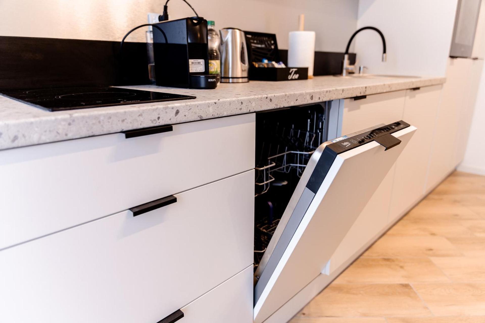 Hop & Lulu Delux Apartments Goleniow Bagian luar foto