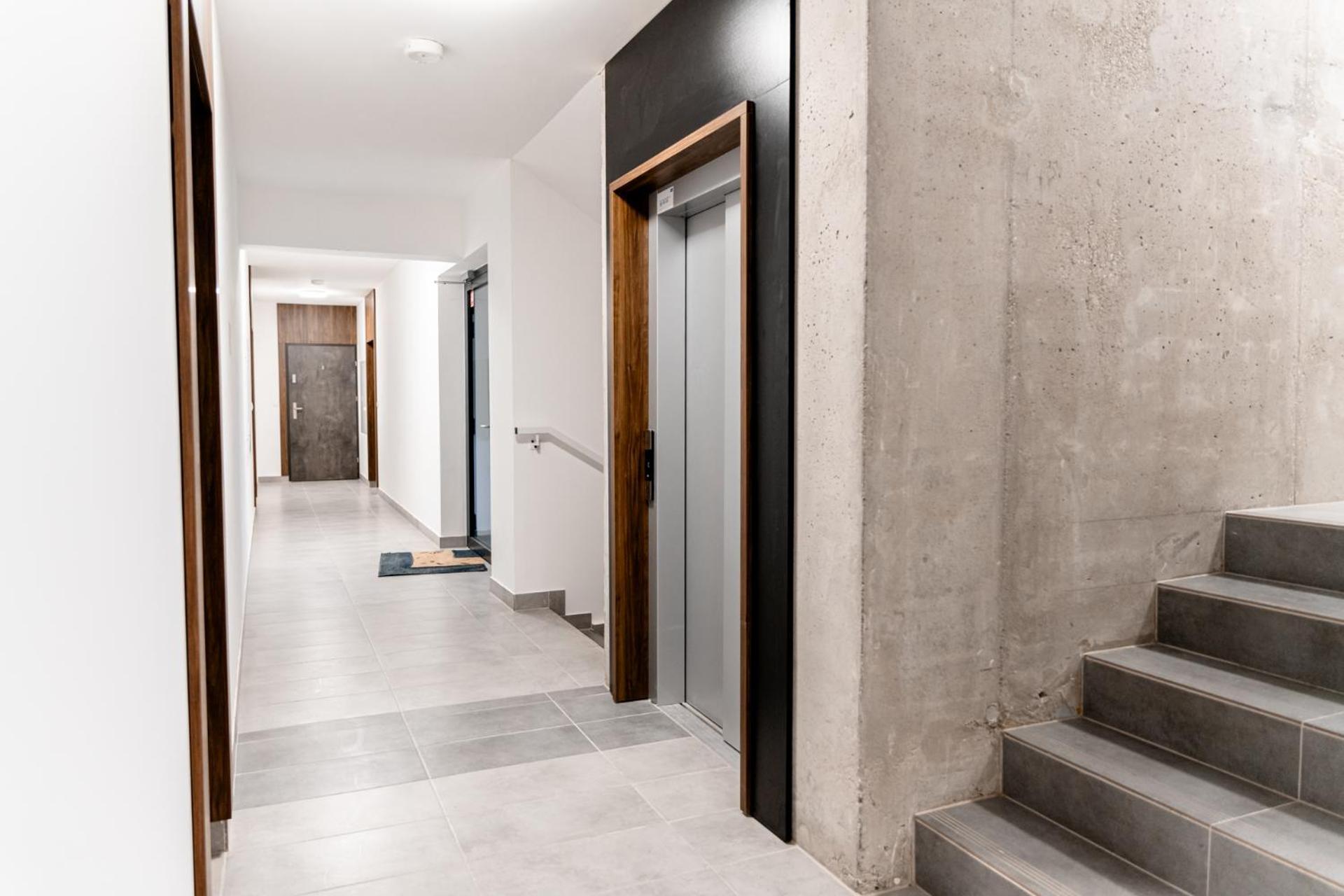 Hop & Lulu Delux Apartments Goleniow Bagian luar foto