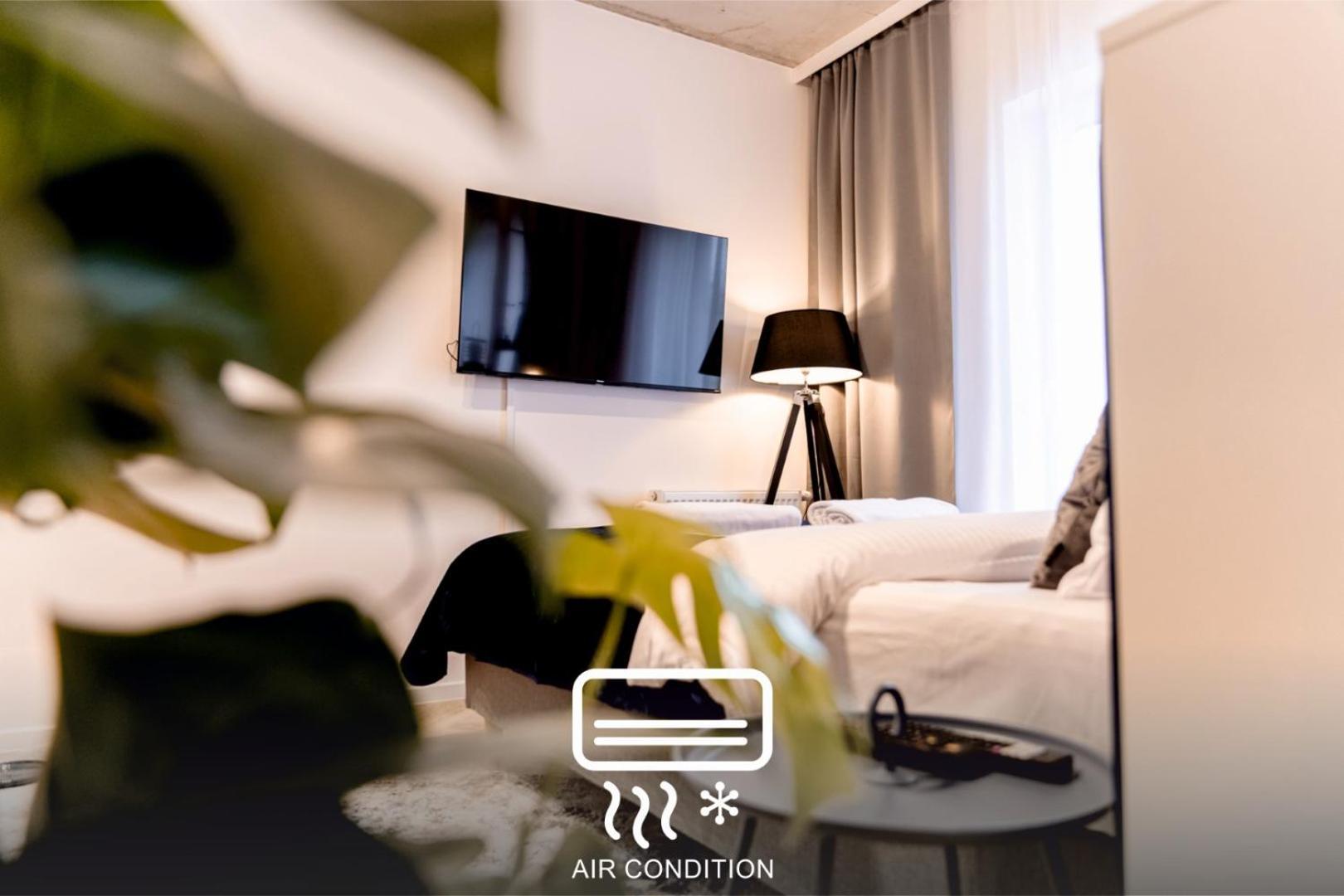 Hop & Lulu Delux Apartments Goleniow Bagian luar foto